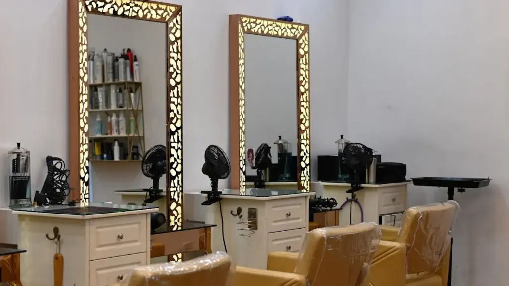 Frenzy Salon — Beauty salon in Pembroke Pines